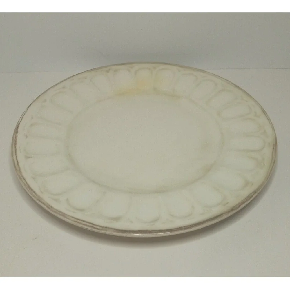 Williams-Sonoma Baroque Plate Scallop Edge Rim 9
